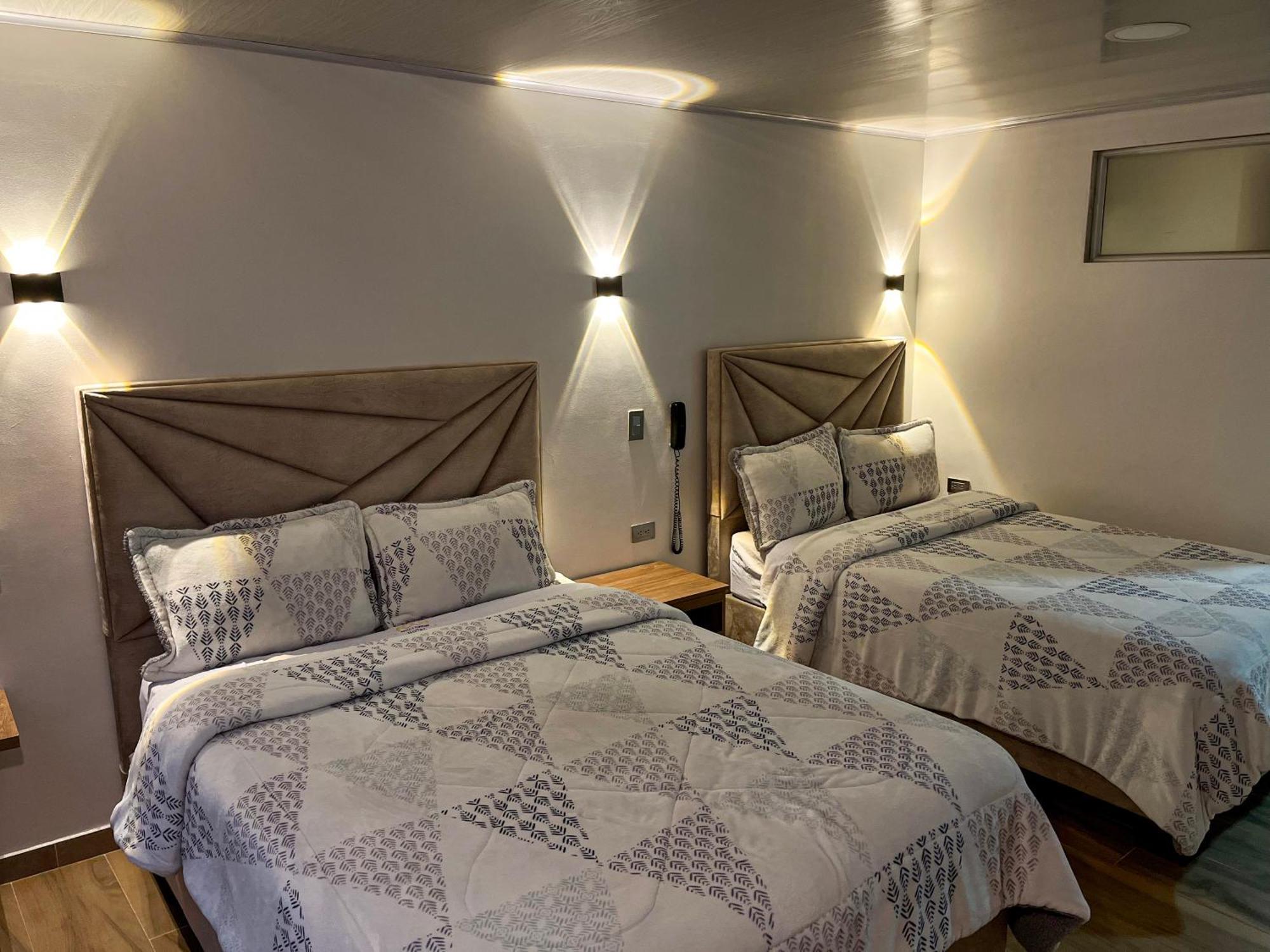 בוגוטה Hotel Casa Baquero מראה חיצוני תמונה
