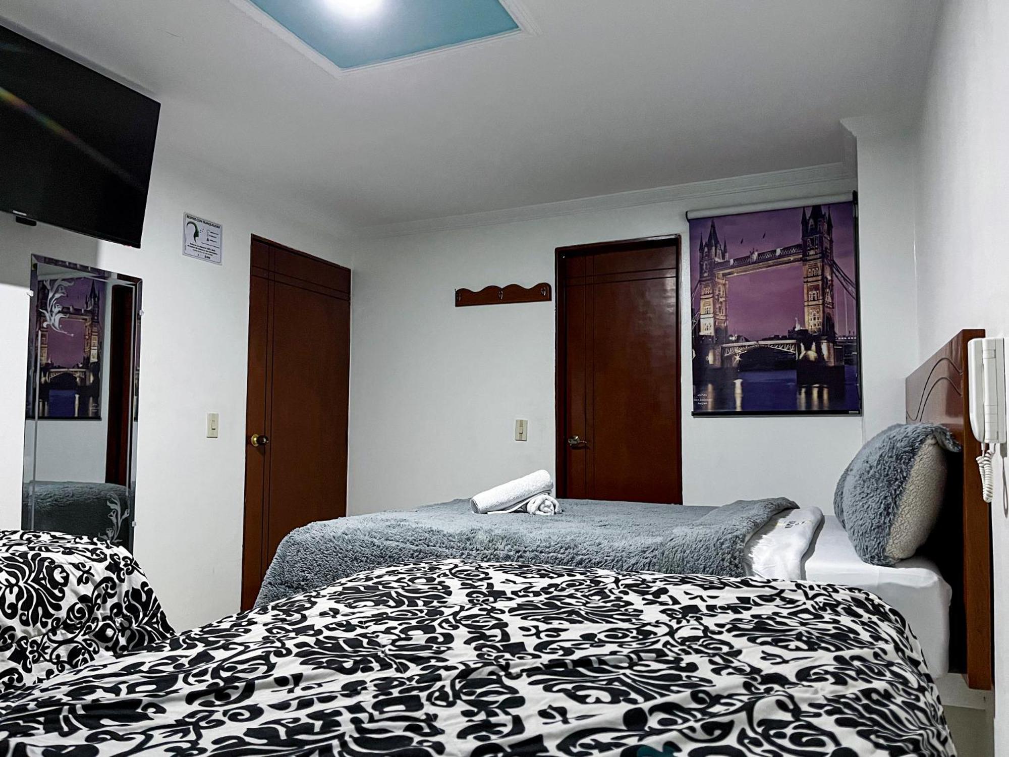 בוגוטה Hotel Casa Baquero מראה חיצוני תמונה